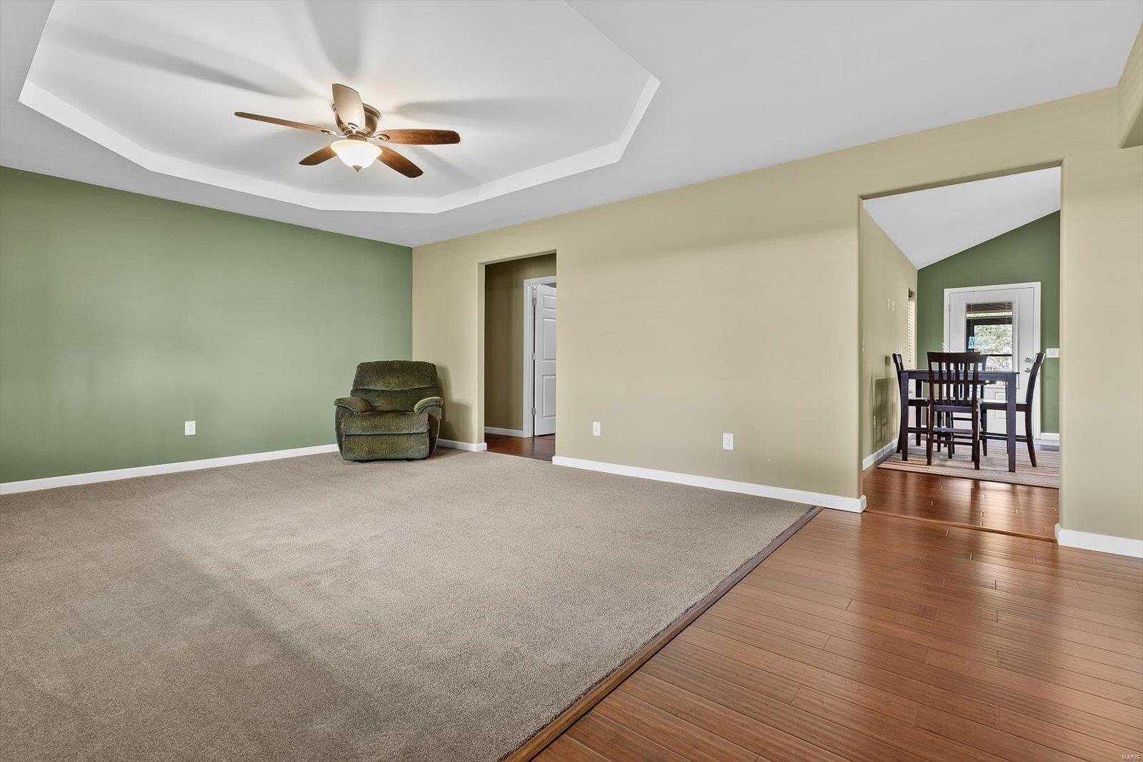 8759 Maple Grove Road Edwardsville, IL 62025 - Photo 3 of 45
