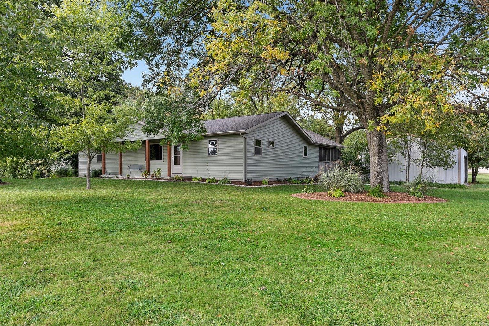 8759 Maple Grove Road Edwardsville, IL 62025 - Photo 26 of 45