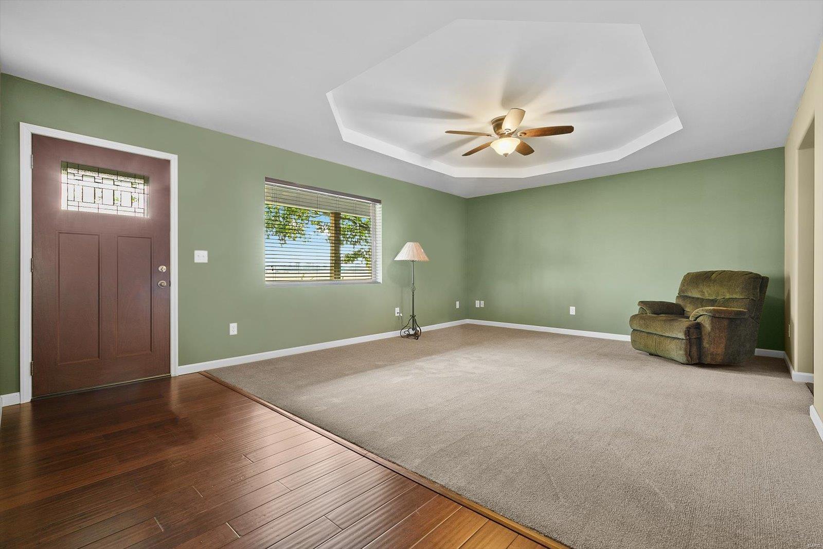 8759 Maple Grove Road Edwardsville, IL 62025 - Photo 4 of 45
