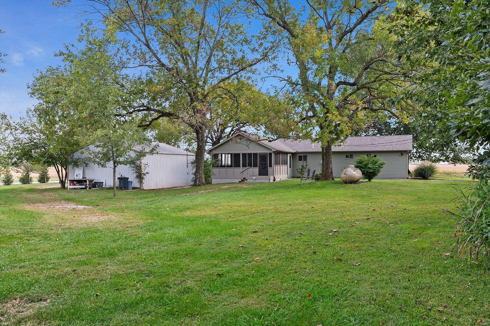 8759 Maple Grove Road Edwardsville, IL 62025 - Photo 33 of 45