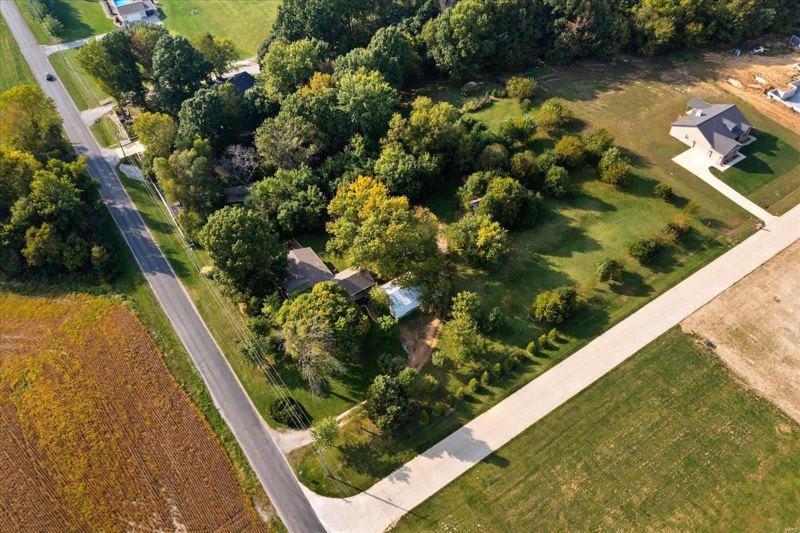 8759 Maple Grove Road Edwardsville, IL 62025 - Photo 42 of 45