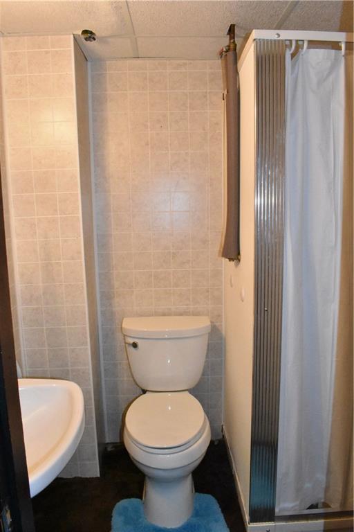 441 Spring Valley Road West Mifflin, PA 15122 - Photo 22 of 25 Gallery Image 22