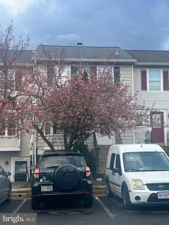 $2,150 | 4154 Pleasant Meadow Court, Chantilly, VA 20151