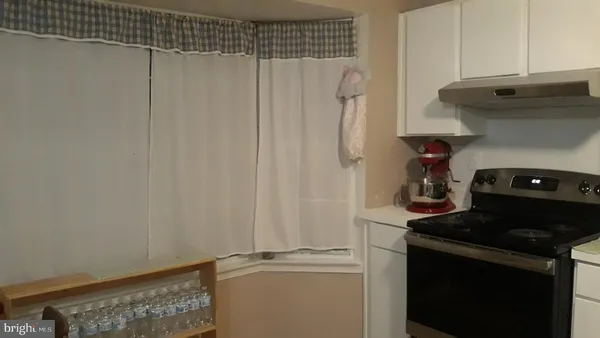 $2,150 | 4154 Pleasant Meadow Court, Chantilly, VA 20151