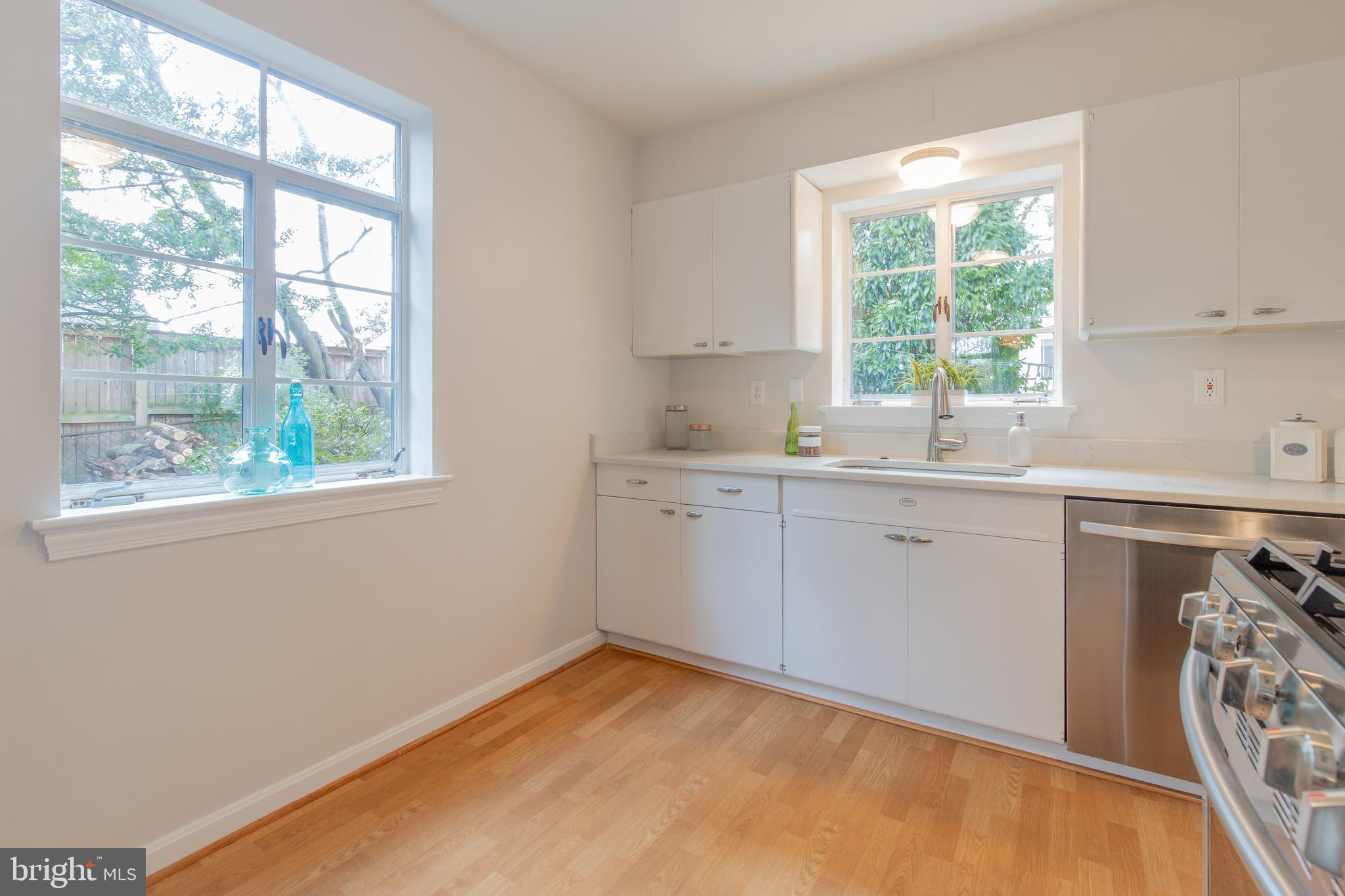 9902 Markham Street Silver Spring, MD 20901 - Photo 14 of 22