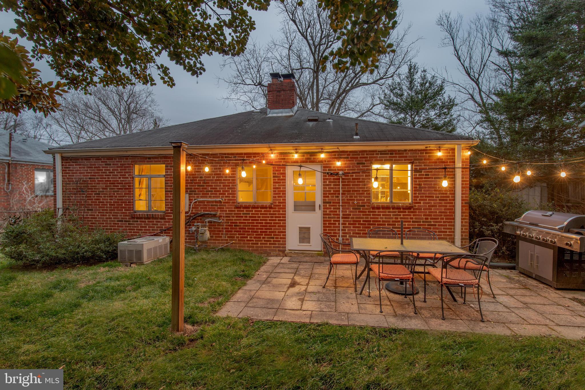 9902 Markham Street Silver Spring, MD 20901 - Photo 8 of 22