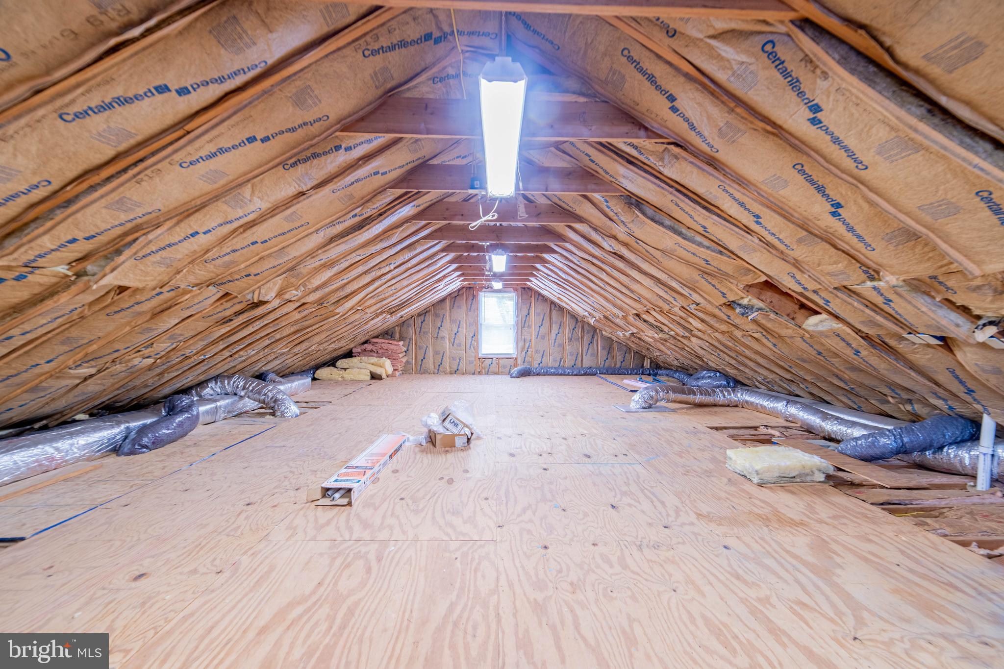 45 Paradise Road Alloway, NJ 08302 - Photo 25 of 32 Attic