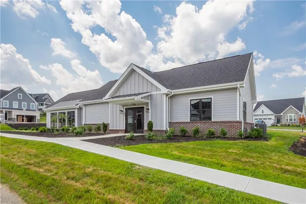 $419,000 | 409 Spruce Lane, Canonsburg, PA 15317