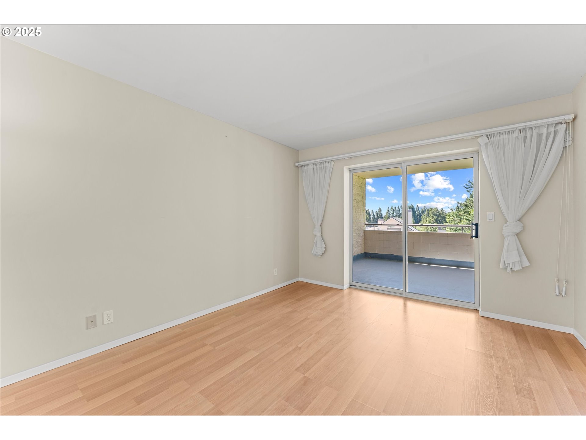 6665 West Burnside Road, Unit 438 Portland, OR 97225 - Photo 19 of 29 Gallery Image 19