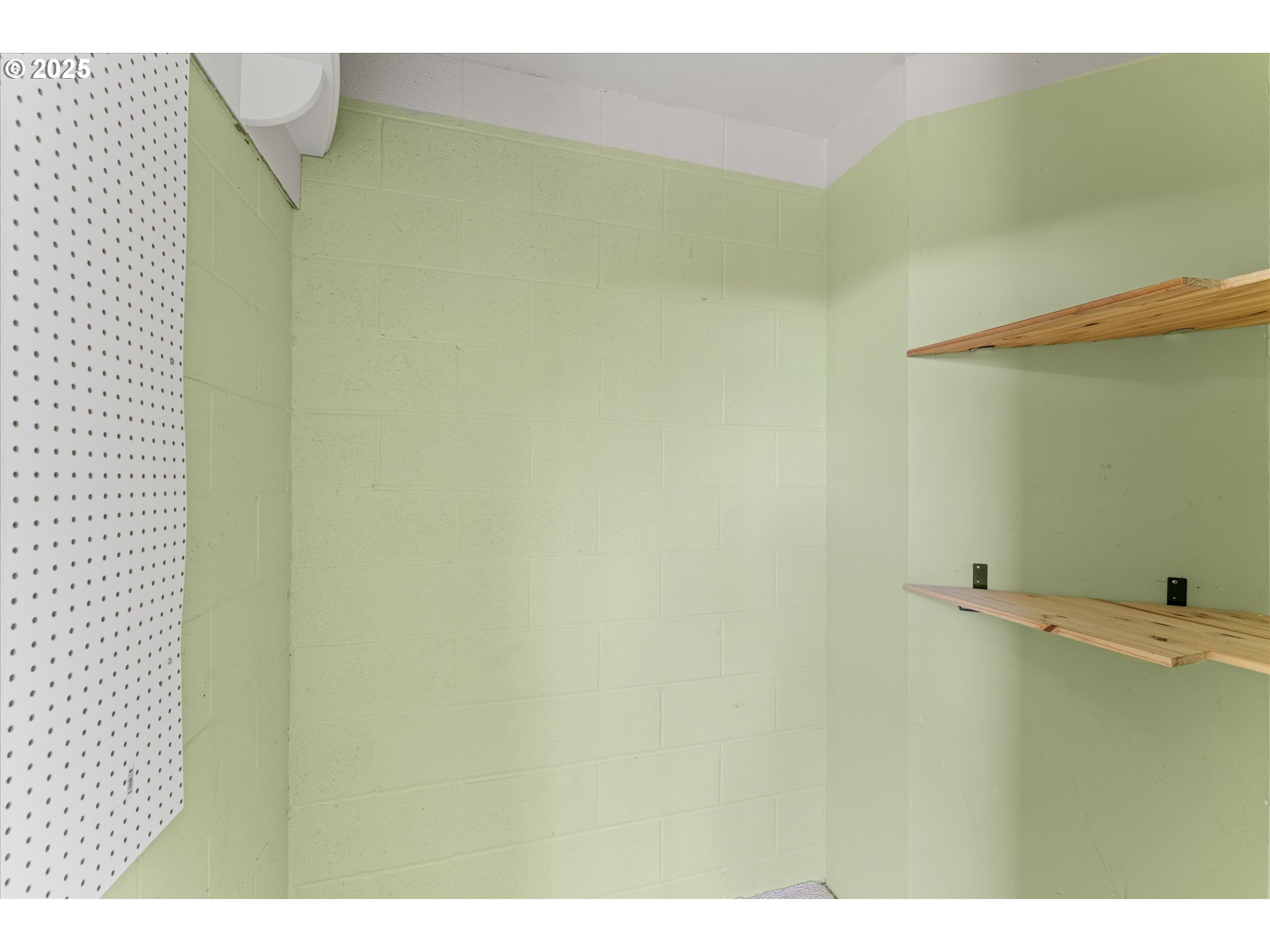 6665 West Burnside Road, Unit 438 Portland, OR 97225 - Photo 21 of 29 Gallery Image 21