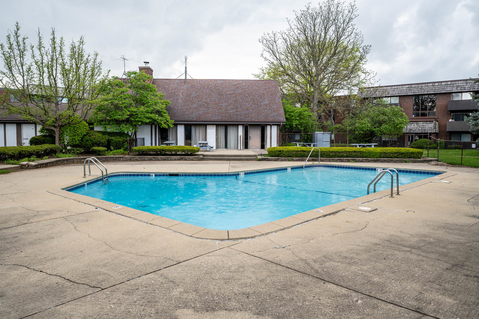 500 Timber Ridge Drive, Unit 202A Carol Stream, IL 60188 - Photo 15 of 16