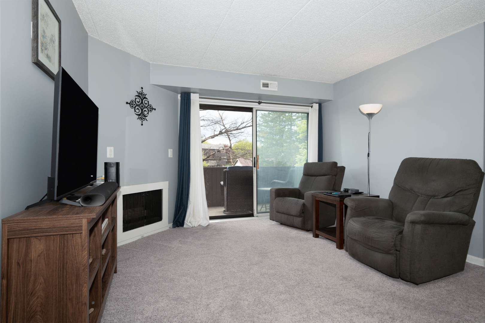 500 Timber Ridge Drive, Unit 202A Carol Stream, IL 60188 - Photo 6 of 16