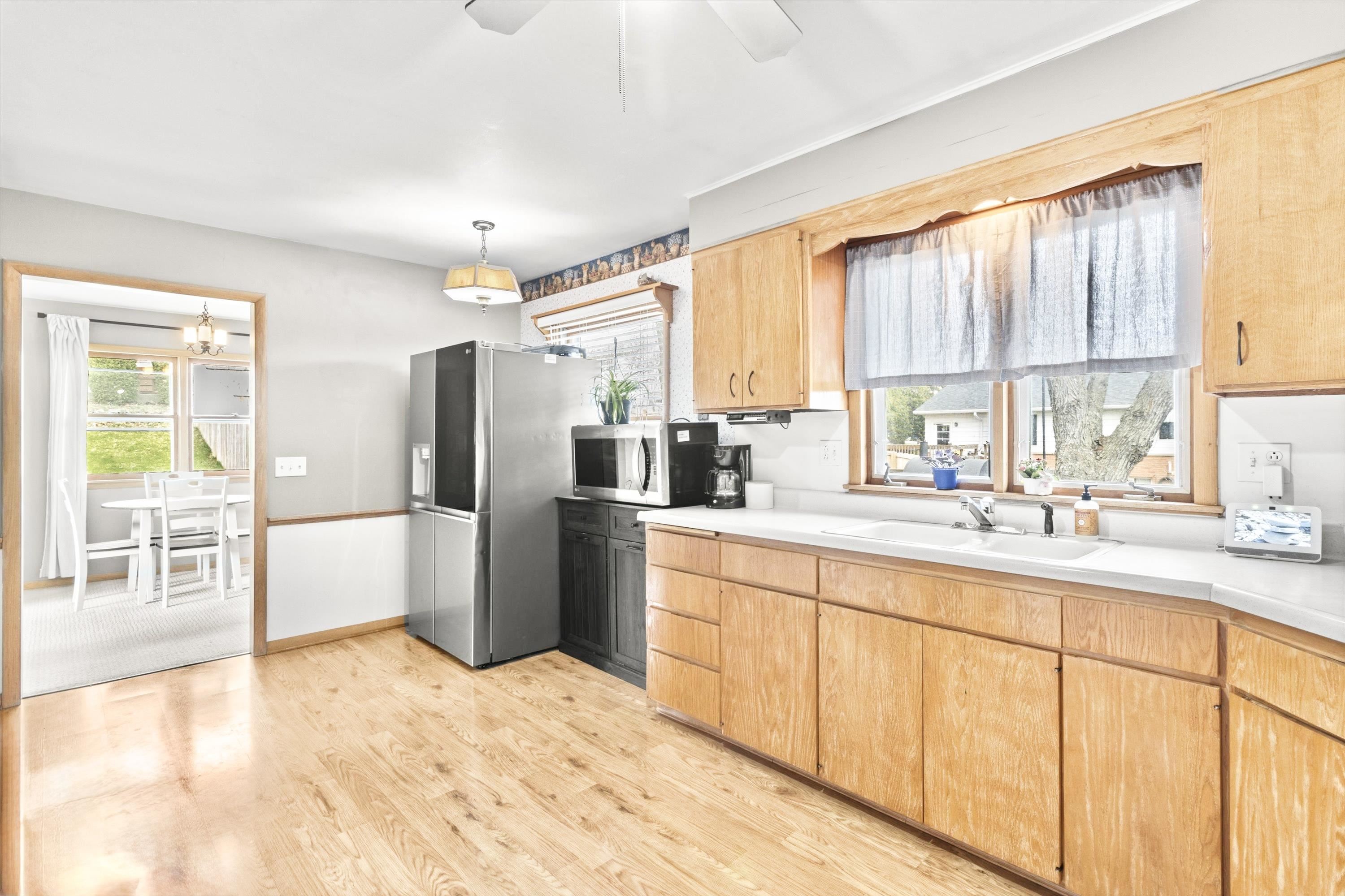 612 Roosevelt Street Fort Atkinson, WI 53538 - Photo 12 of 37