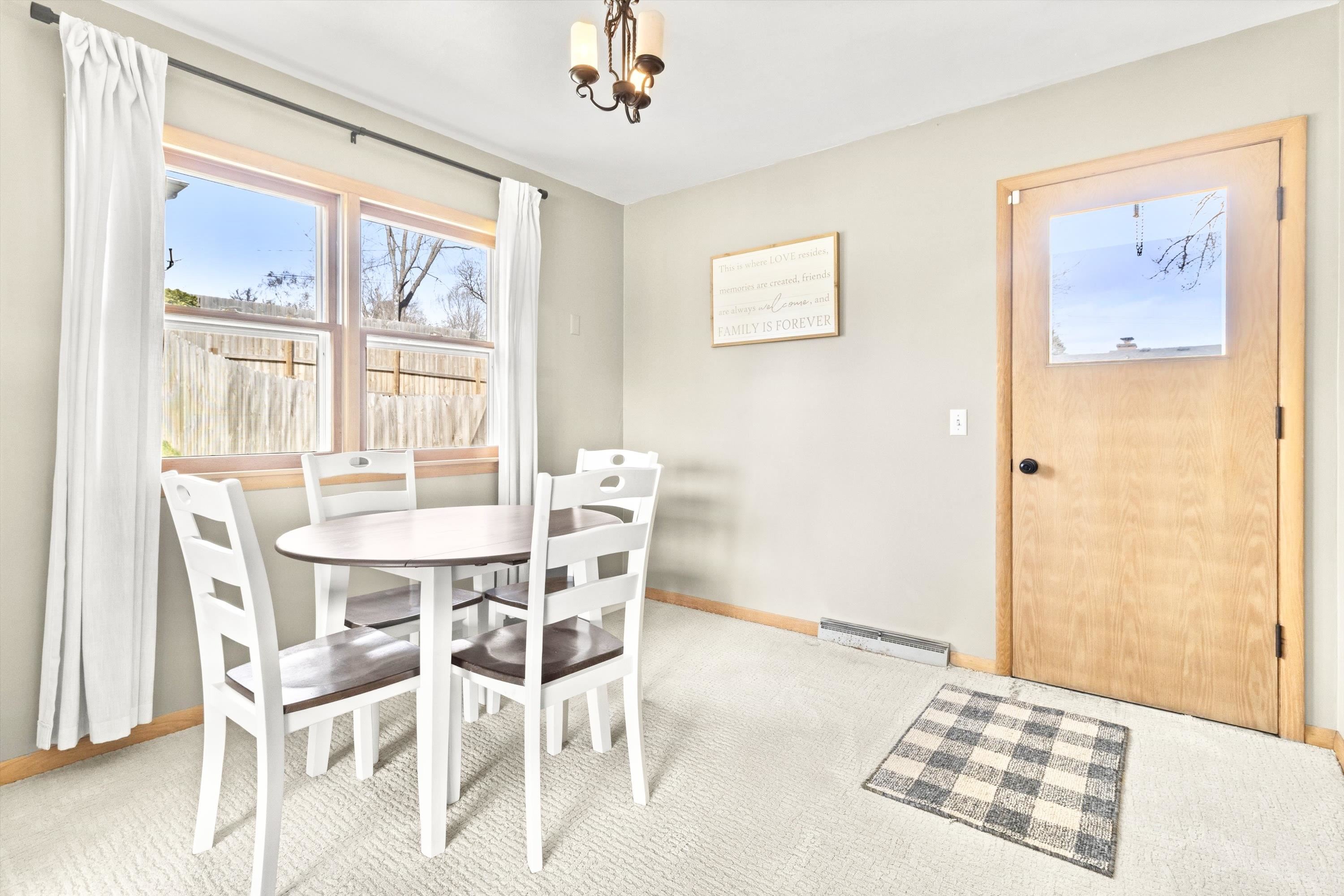 612 Roosevelt Street Fort Atkinson, WI 53538 - Photo 16 of 37