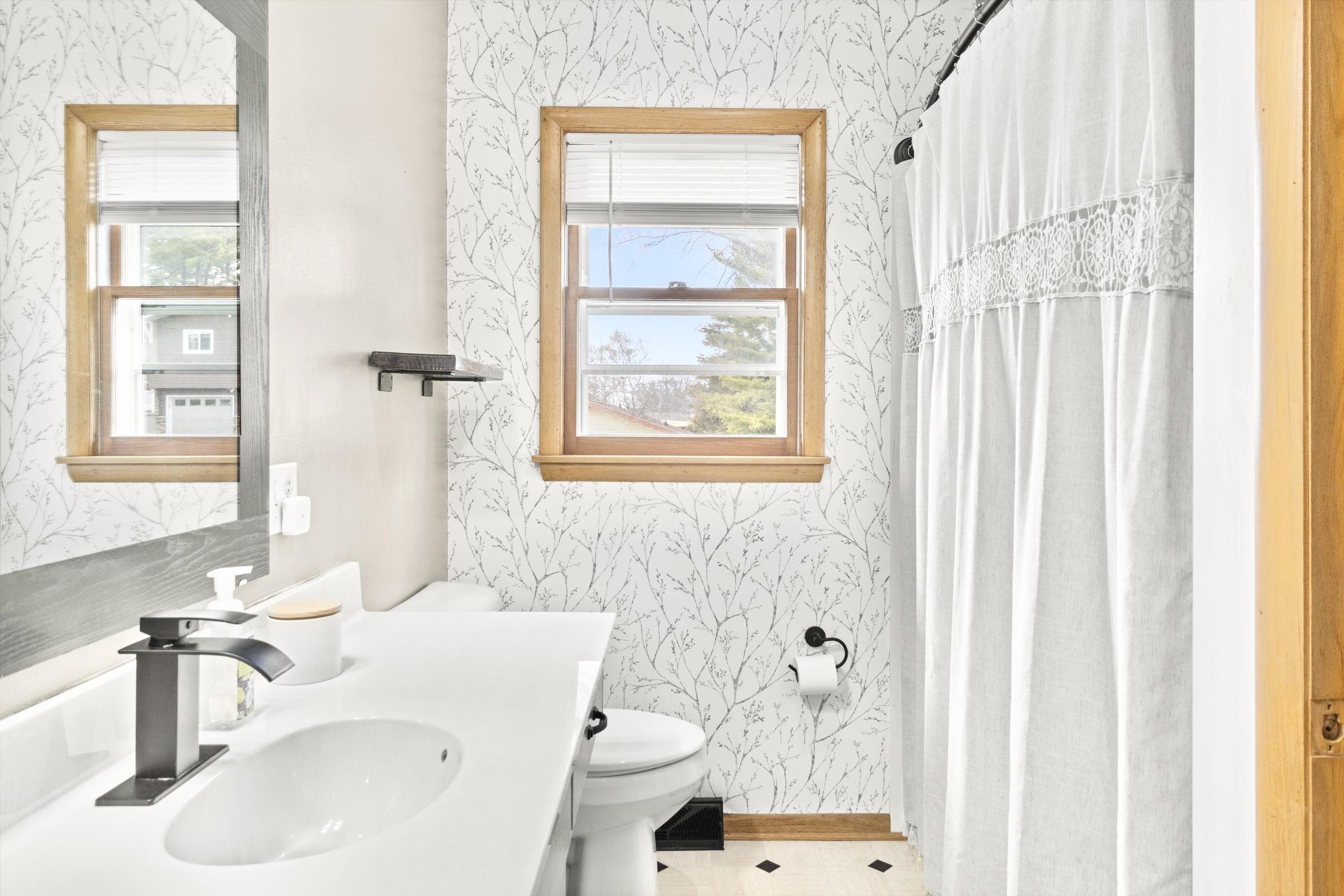 612 Roosevelt Street Fort Atkinson, WI 53538 - Photo 18 of 37