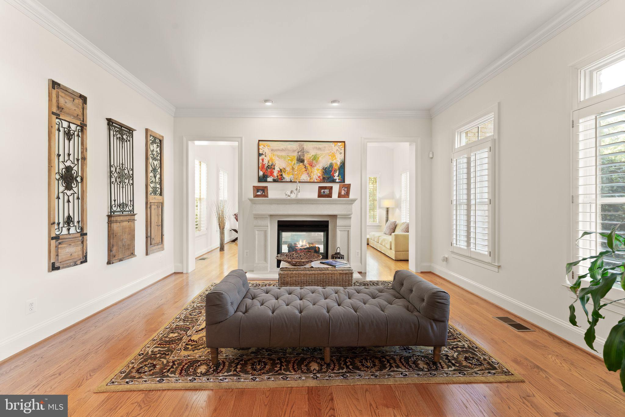 9603 Thistle Ridge Lane Vienna, VA 22182 - Photo 11 of 73 Sitting Area