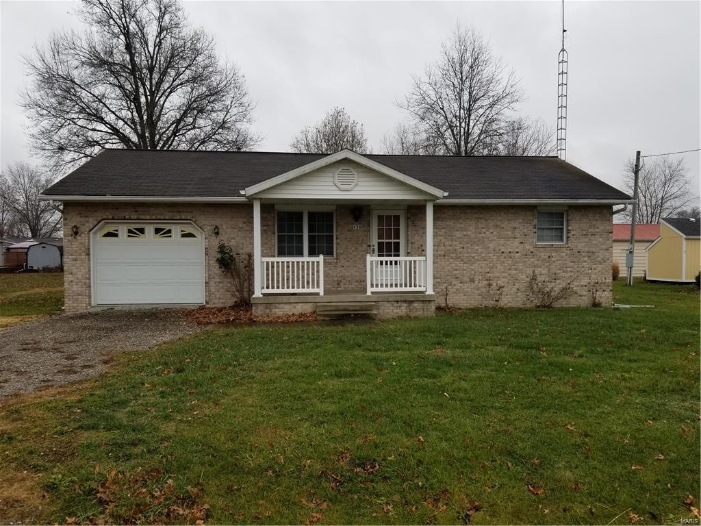 438 Main Street Radom, IL 62808 - Photo 1 of 10 Gallery Image 1