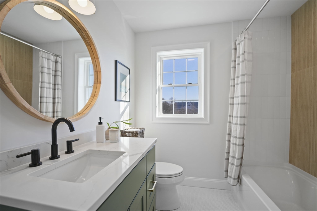 1 Ritas Way Fairhaven, MA 02719 - Photo 21 of 27 Gallery Image 21