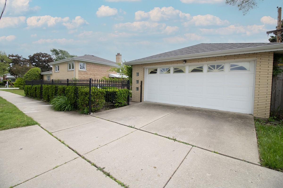 8662 North Merrill Street Niles, IL 60714 - Photo 27 of 27