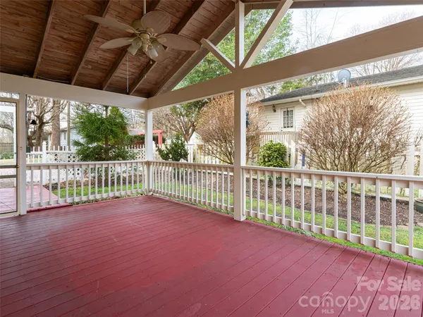 $750,000 | 113 5th Street, Black Mountain, NC 28711