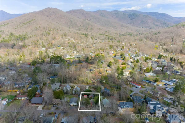 $750,000 | 113 5th Street, Black Mountain, NC 28711