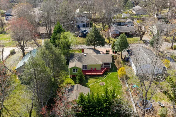 $750,000 | 113 5th Street, Black Mountain, NC 28711