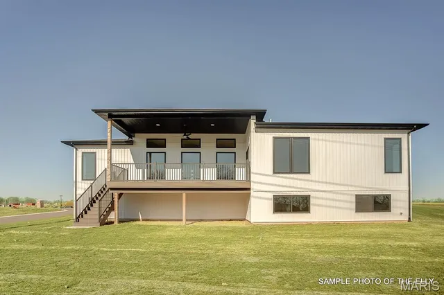 $520,000 | 520 Hayden Drive, Waterloo, IL 62298