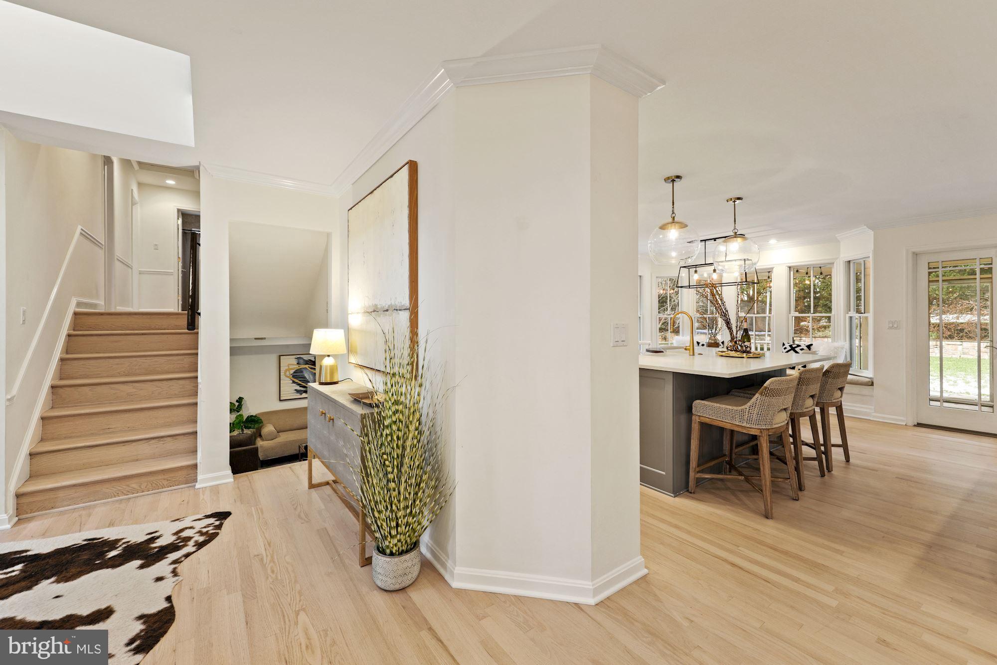 5821 Plainview Road Bethesda, MD 20817 - Photo 5 of 46 Renovated to perfection in 2019