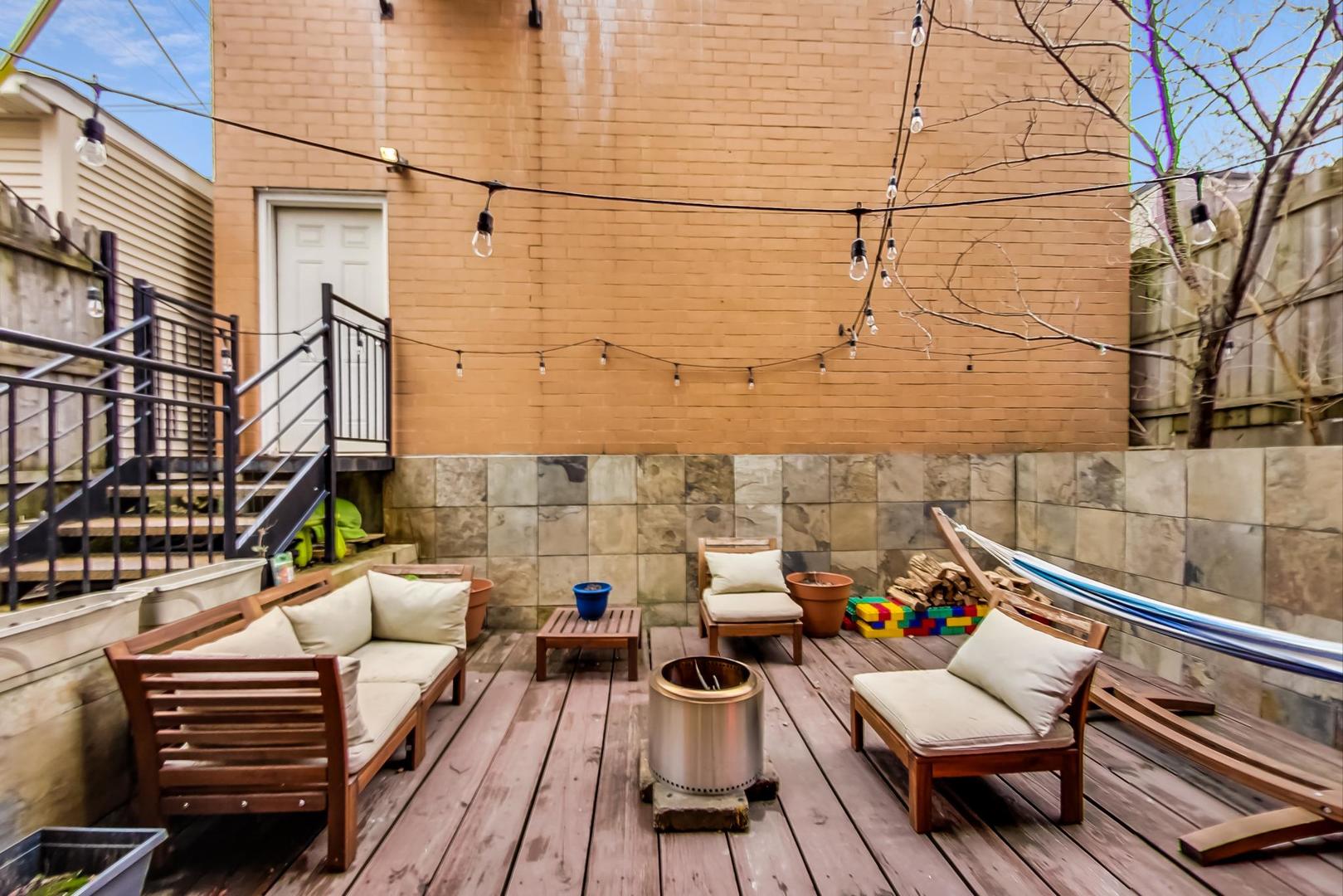 3052 North Oakley Avenue, Unit 1 Chicago, IL 60618 - Photo 25 of 30