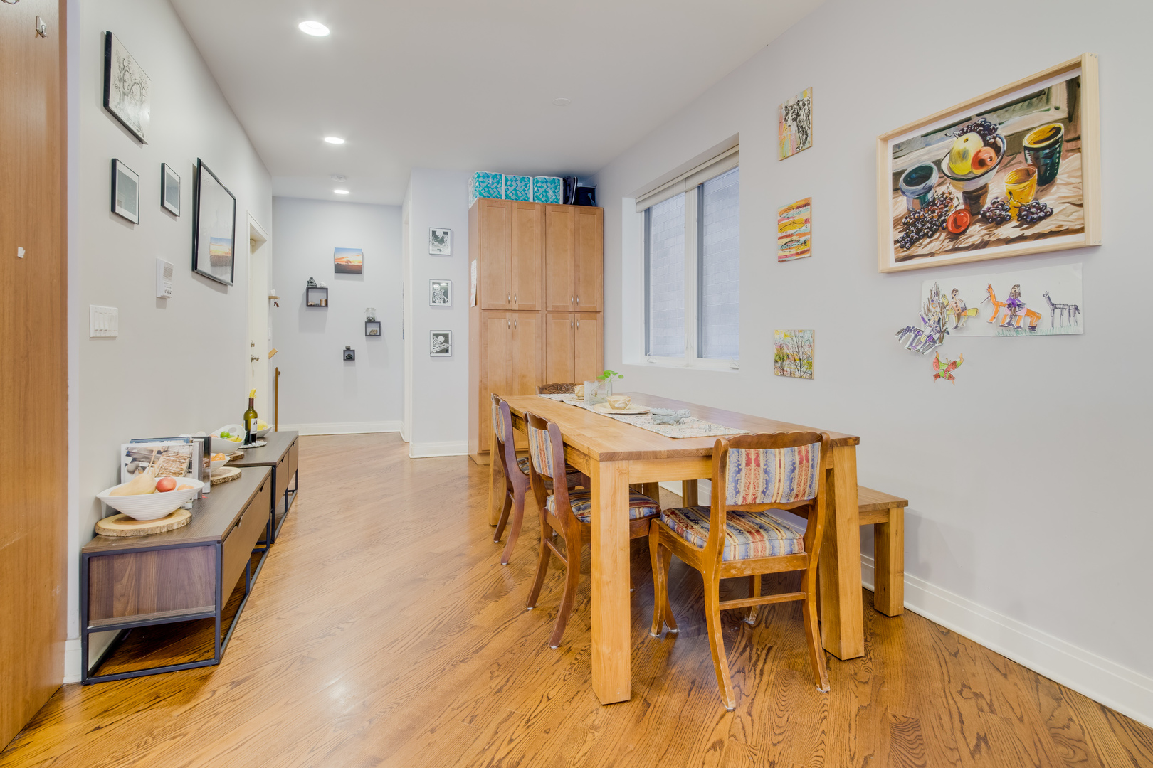 3052 North Oakley Avenue, Unit 1 Chicago, IL 60618 - Photo 10 of 30