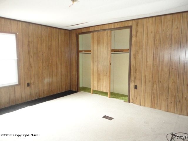 439 Slateford Road Mount Bethel, PA 18343 - Photo 6 of 10 Gallery Image 6