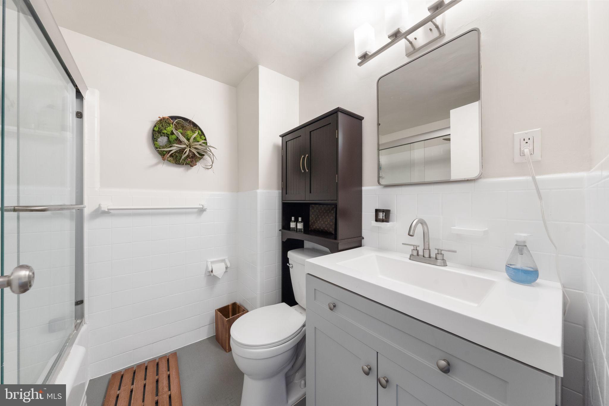 1810 Rittenhouse Square, Unit 610 Philadelphia, PA 19103 - Photo 10 of 32