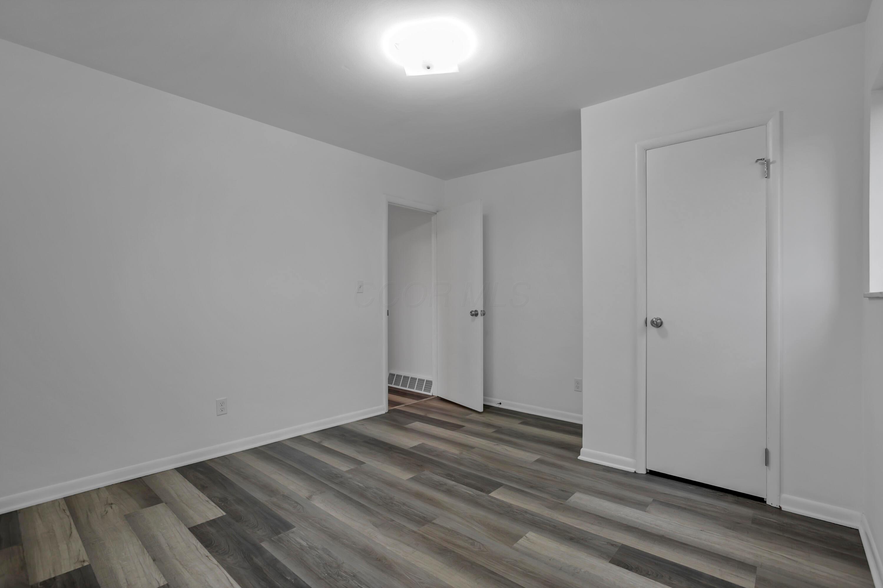 4189 Hayes Road Groveport, OH 43125 - Photo 16 of 41 Bedroom 2 Main