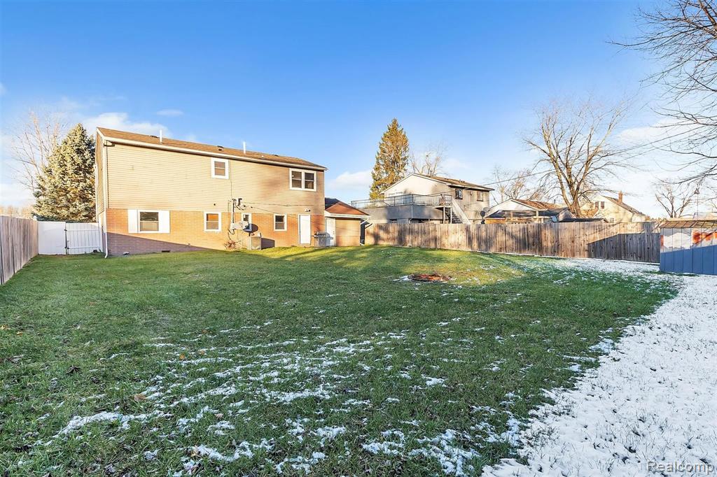 48637 Bemis Road Belleville, MI 48111 - Photo 39 of 42