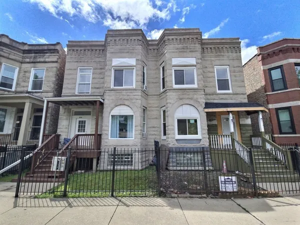 $500,000 | 3619 West 5th Avenue, Chicago, IL 60624
