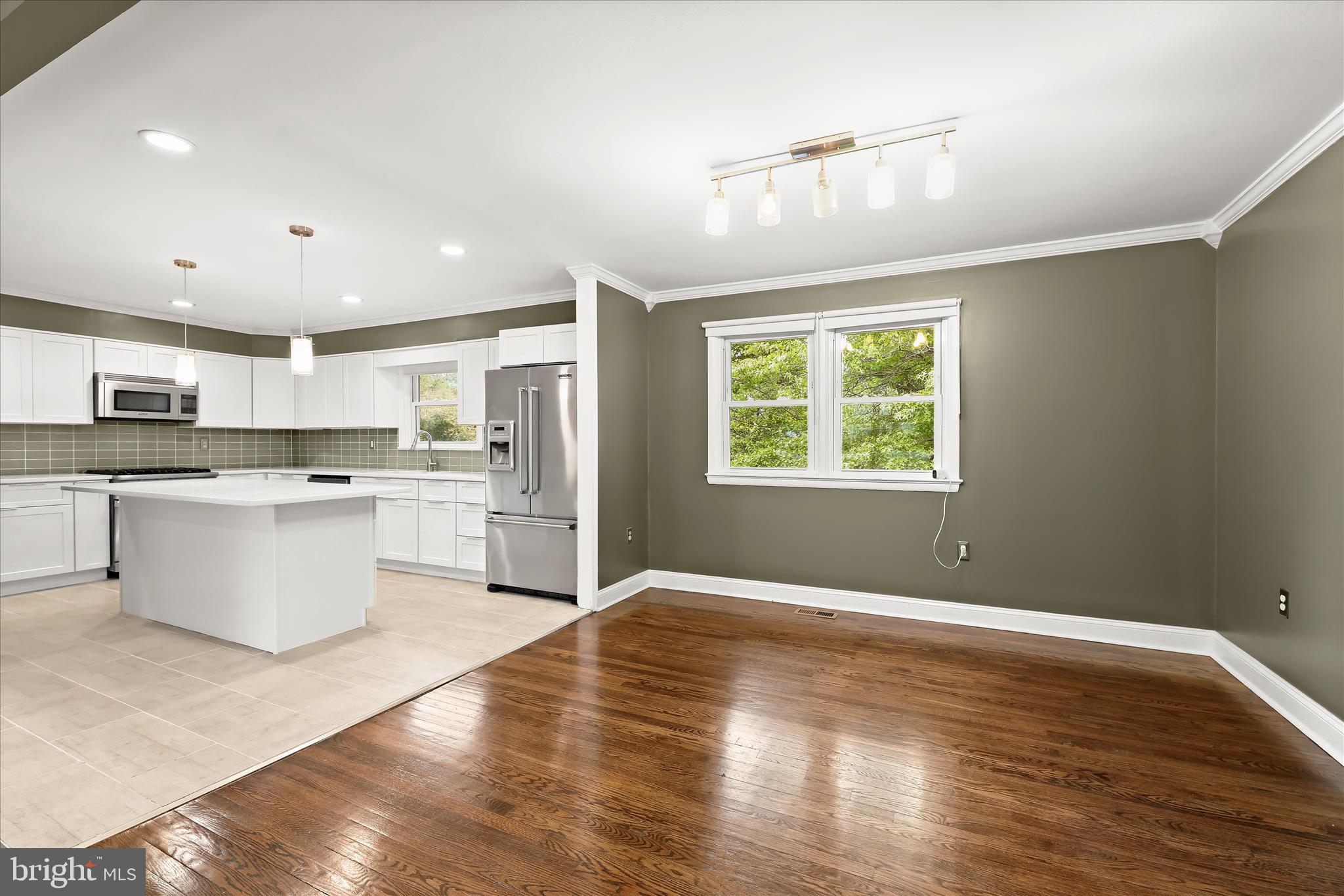 11713 Wayneridge Street Fulton, MD 20759 - Photo 12 of 52 Dining Room