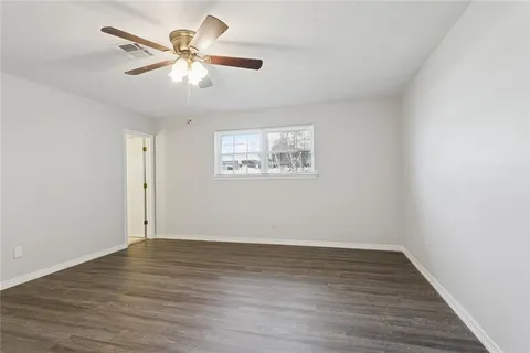 $370,000 | 4429 Lake Vista Drive, Metairie, LA 70006