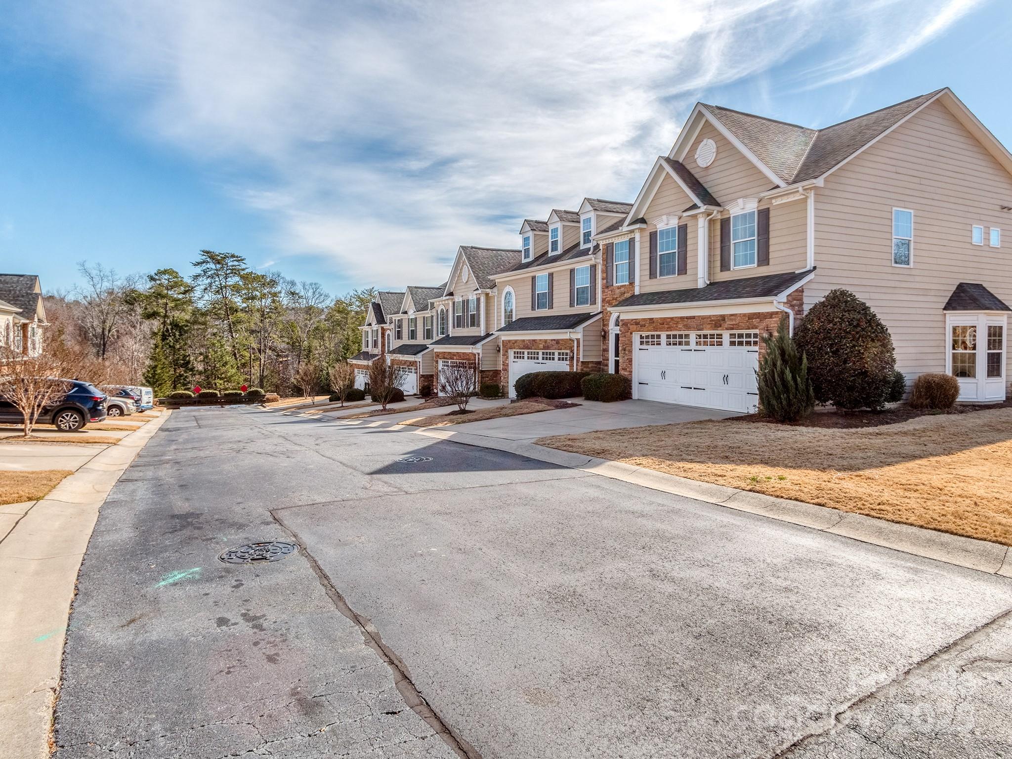 506 Sailview Drive Fort Mill, SC 29708 - Photo 3 of 27 Gallery Image 3