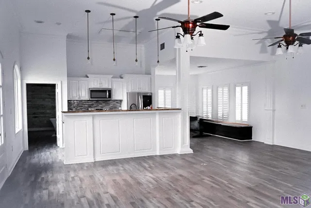 $430,000 | 219 Bienville Boulevard, Bourg, LA 70343