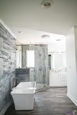 $430,000 | 219 Bienville Boulevard, Bourg, LA 70343