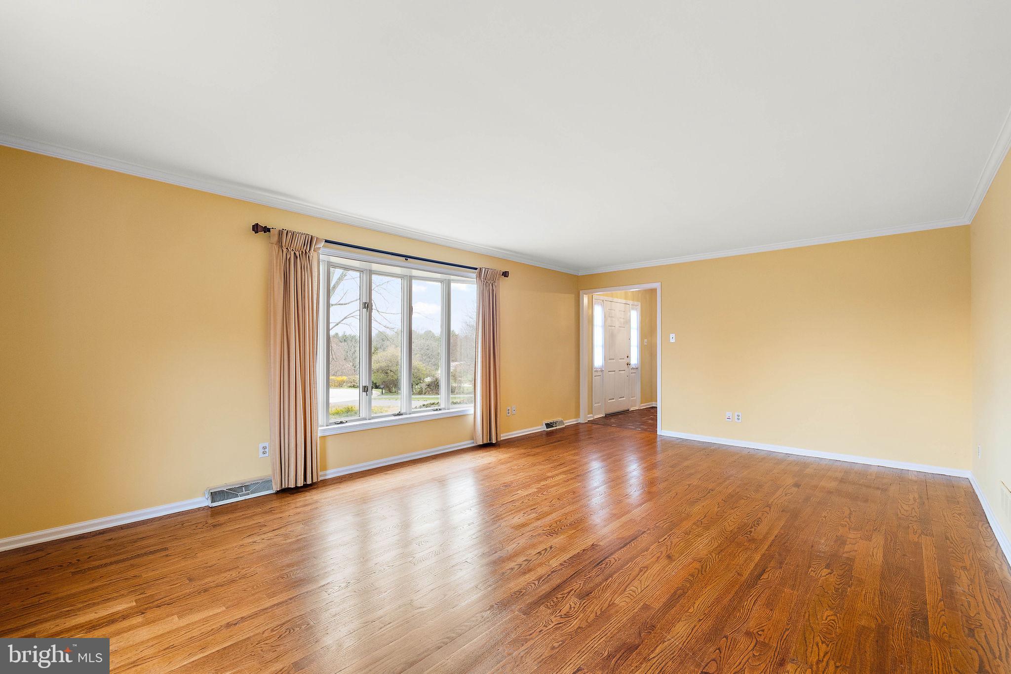 37 Bolingbroke Road West Chester, PA 19382 - Photo 8 of 21 Gallery Image 8