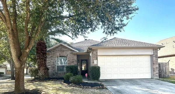 $2,325 | 6454 Applewood Forest Drive, Katy, TX 77494
