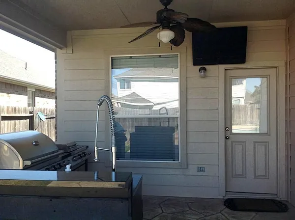$2,325 | 6454 Applewood Forest Drive, Katy, TX 77494