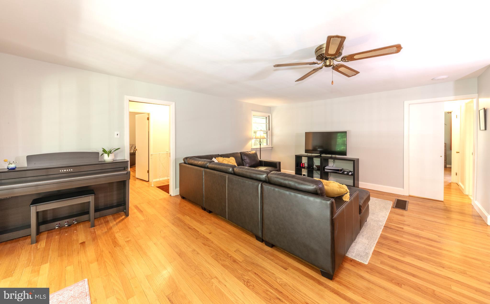 256 Hickstown Road Sicklerville, NJ 08081 - Photo 16 of 39 Gallery Image 16