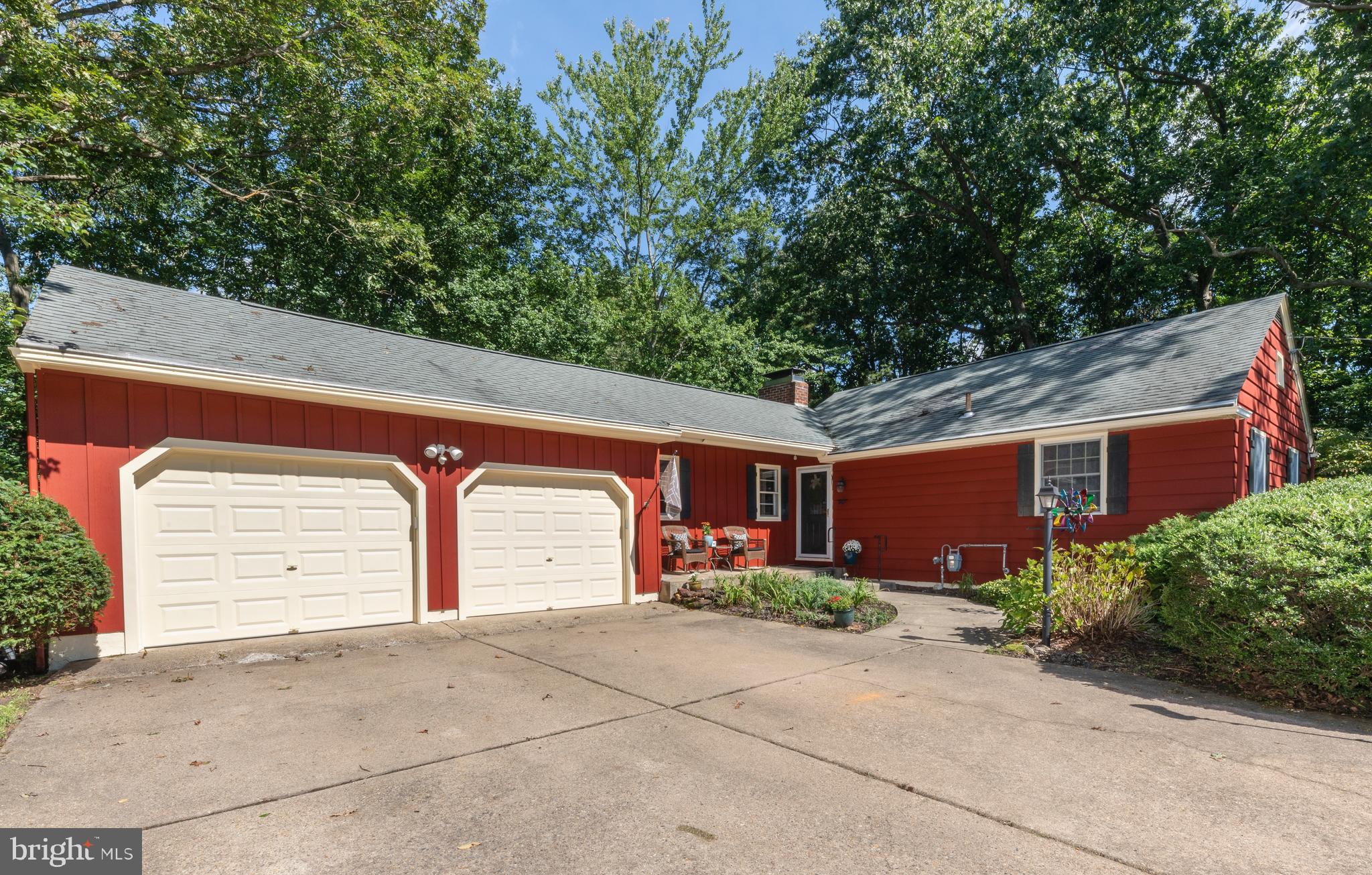 256 Hickstown Road Sicklerville, NJ 08081 - Photo 3 of 39 Gallery Image 3