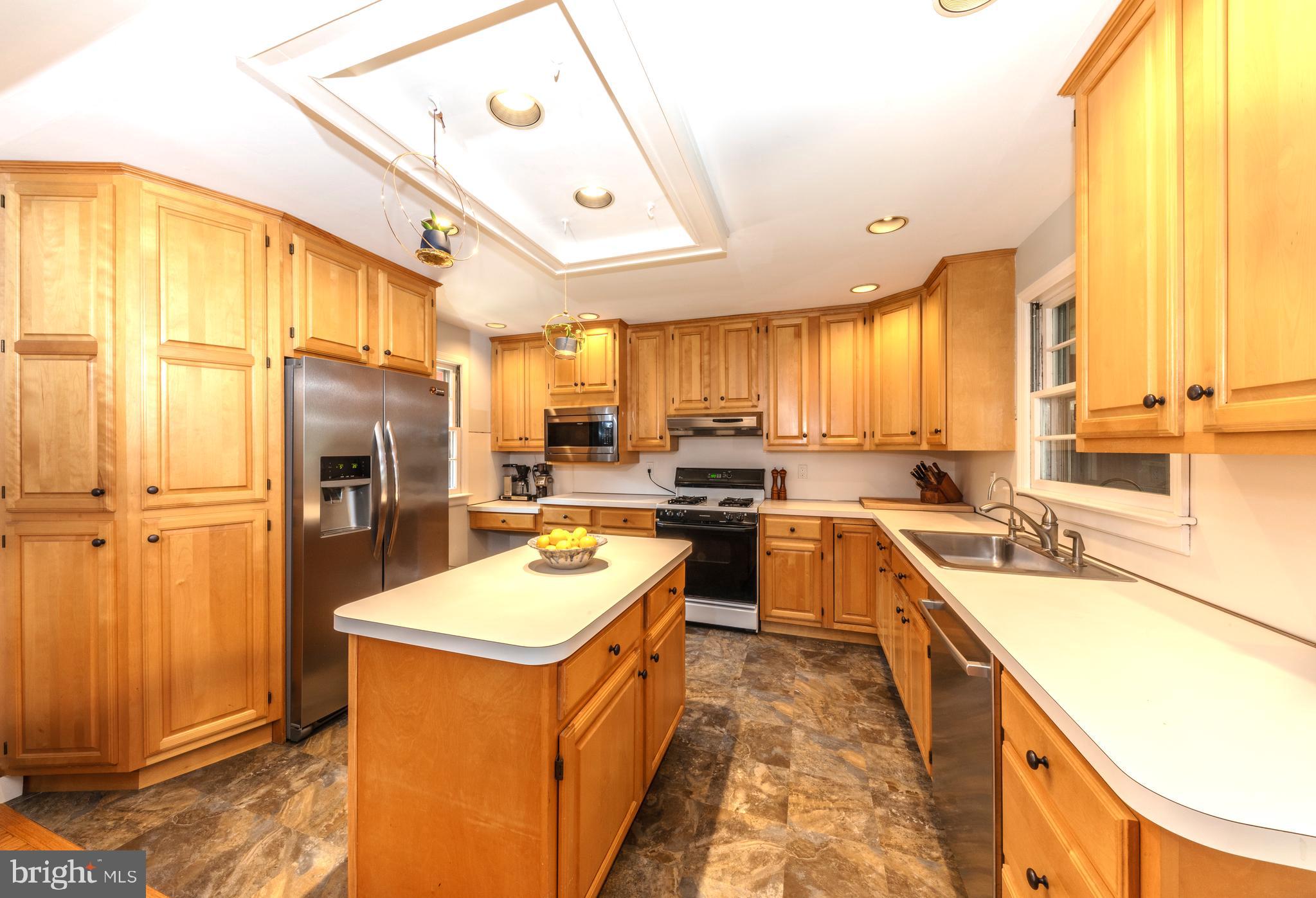 256 Hickstown Road Sicklerville, NJ 08081 - Photo 7 of 39 Gallery Image 7
