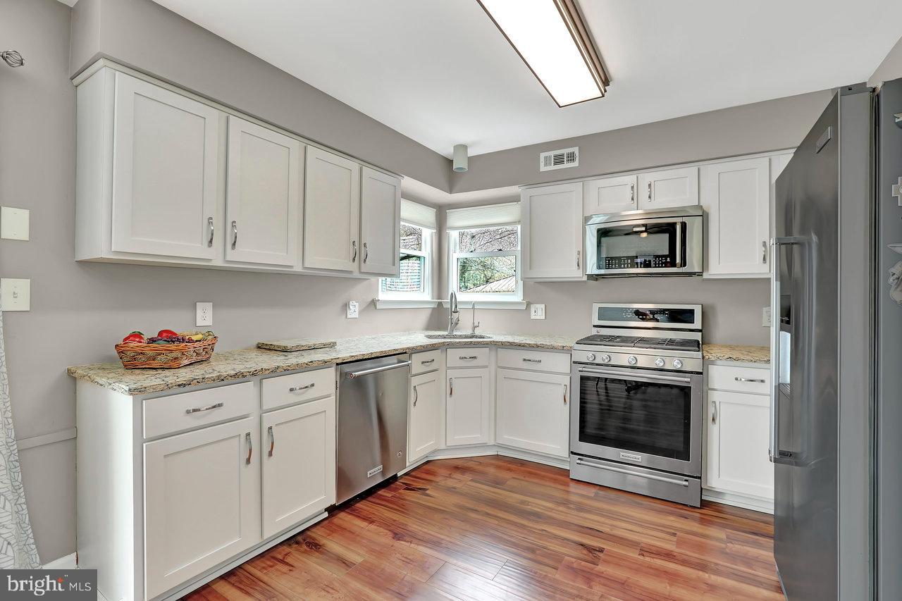171 Ridgewood Way Burlington, NJ 08016 - Photo 11 of 30 Gallery Image 11