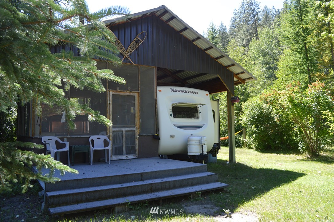 875 Twisp River Road Twisp, WA 98856 - Photo 4 of 19 Gallery Image 4