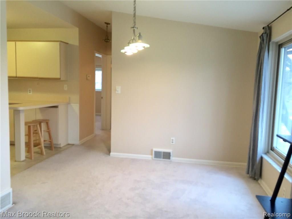 1245 Derby Road Birmingham, MI 48009 - Photo 10 of 21