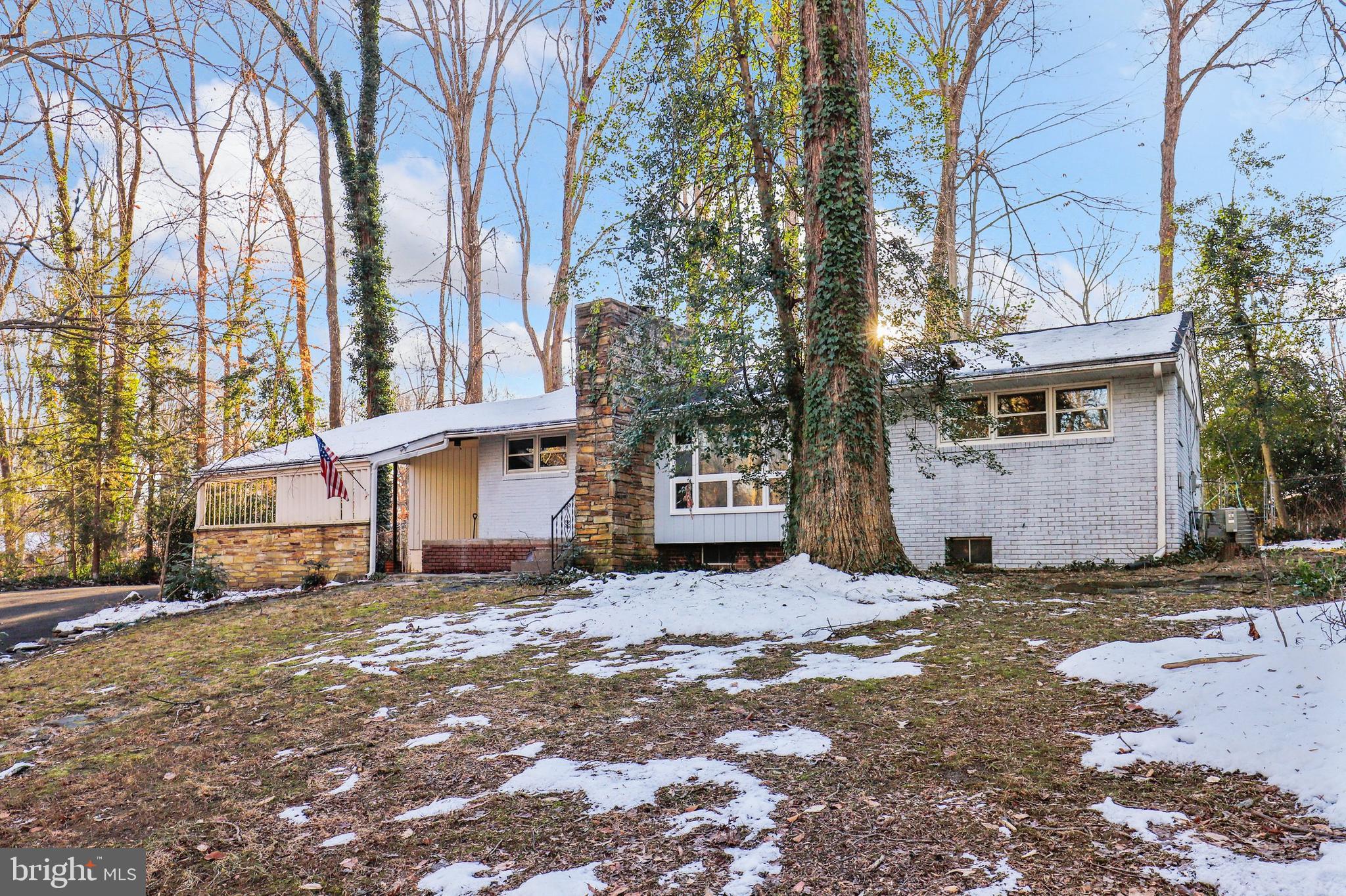 18311 Cabin Road Triangle, VA 22172 - Photo 2 of 42 Gallery Image 2